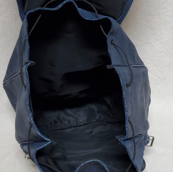 VINTAGE 70s Indigo Blue Textured Leather Large Backpack Overnight Weekend Bag - Picture 16 of 16